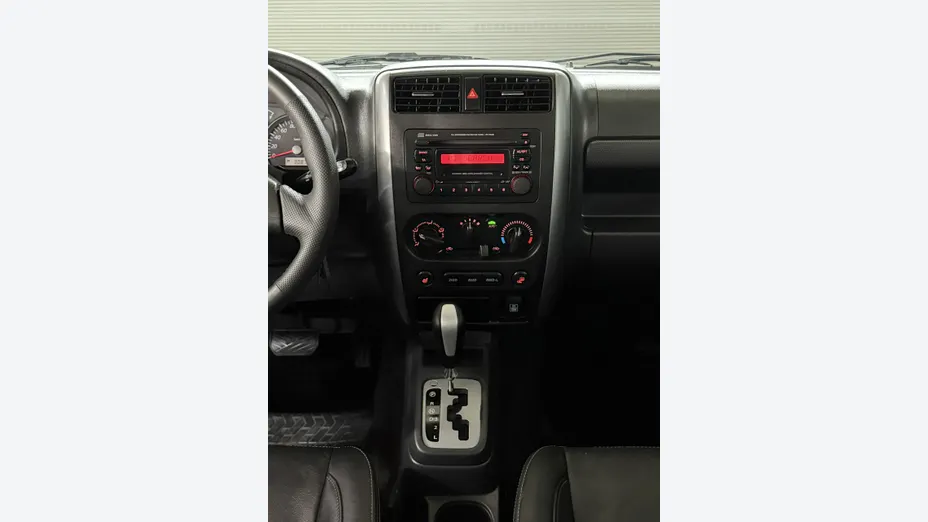 SUZUKI Jimny -
