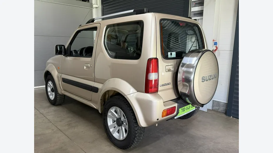 SUZUKI Jimny -