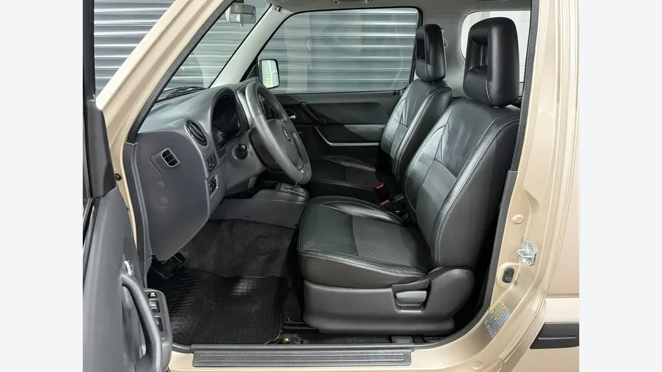 SUZUKI Jimny -