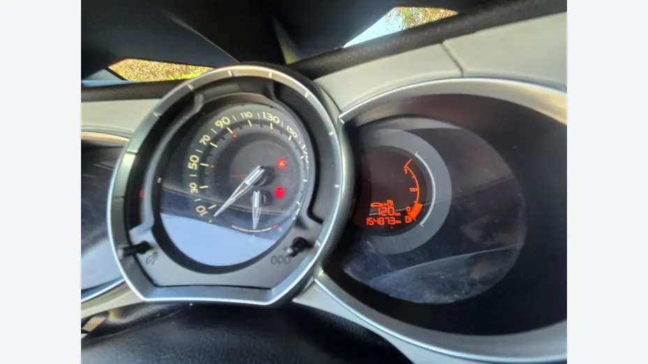 CITROEN DS3 -