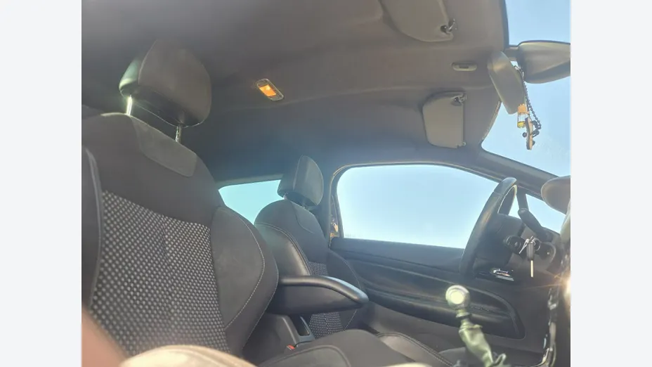 CITROEN DS3 -
