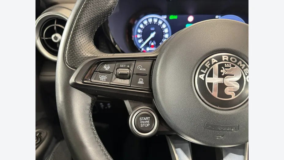 ALFA ROMEO Tonale -