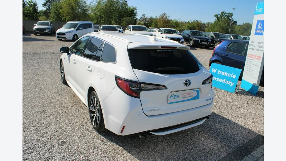 TOYOTA Corolla -