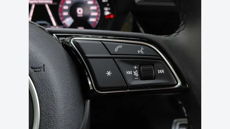 AUDI A3 Limousine -