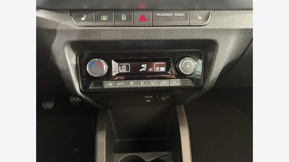 SKODA Fabia -