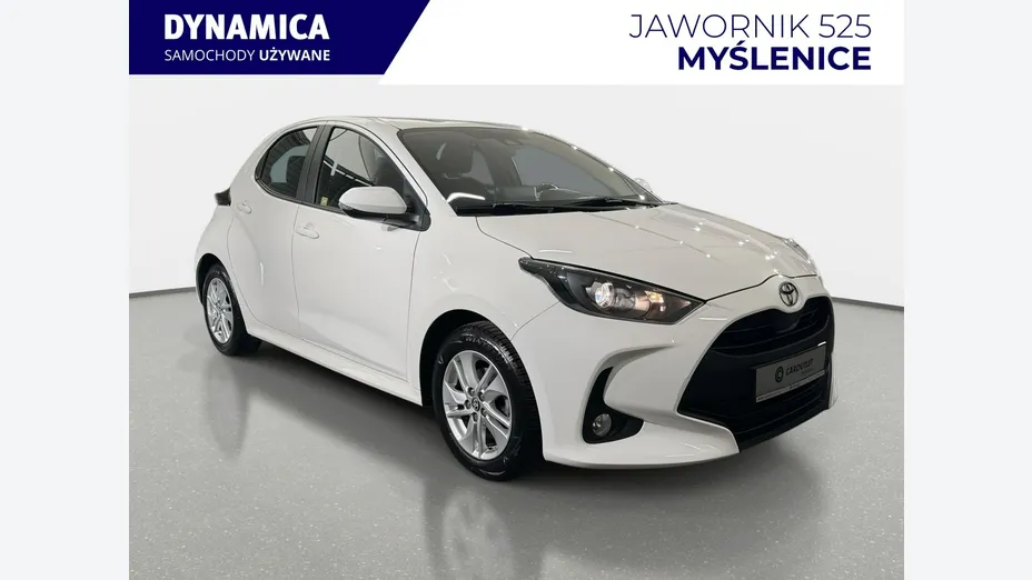 TOYOTA Yaris -