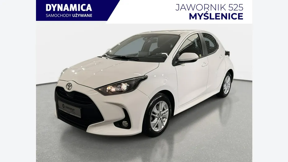 TOYOTA Yaris -