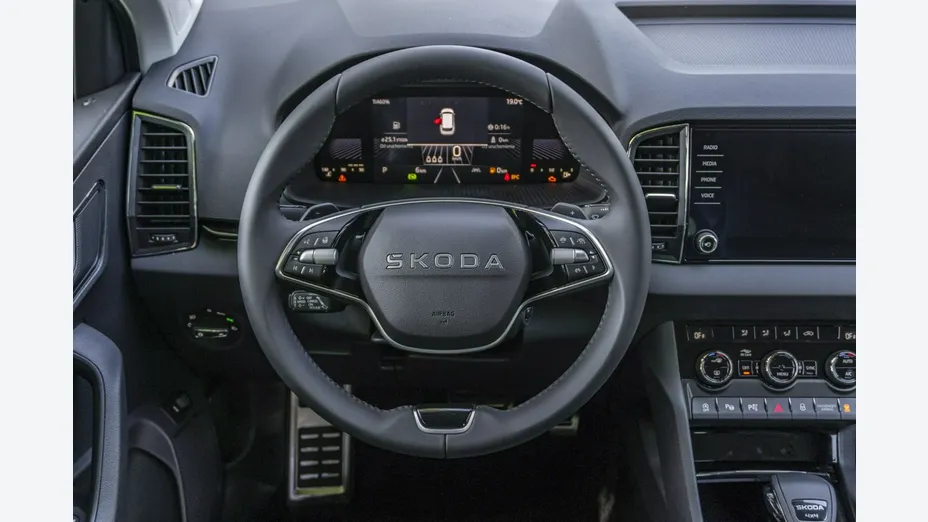SKODA Karoq -