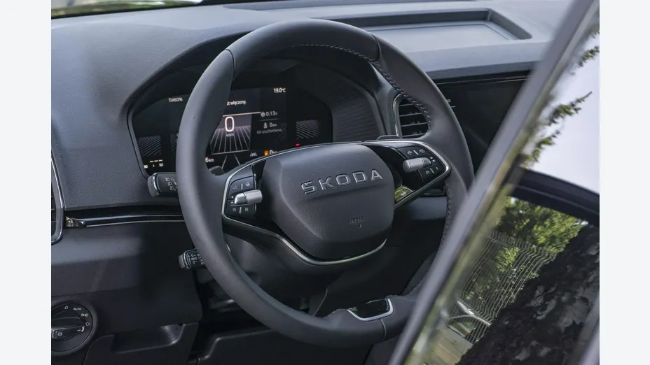 SKODA Karoq -