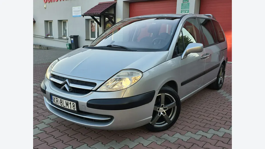 CITROEN C8 -