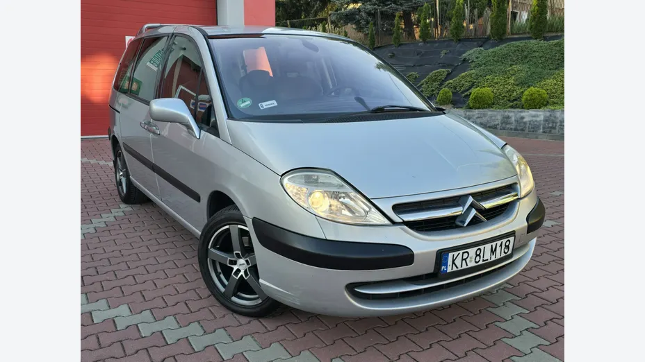 CITROEN C8 -