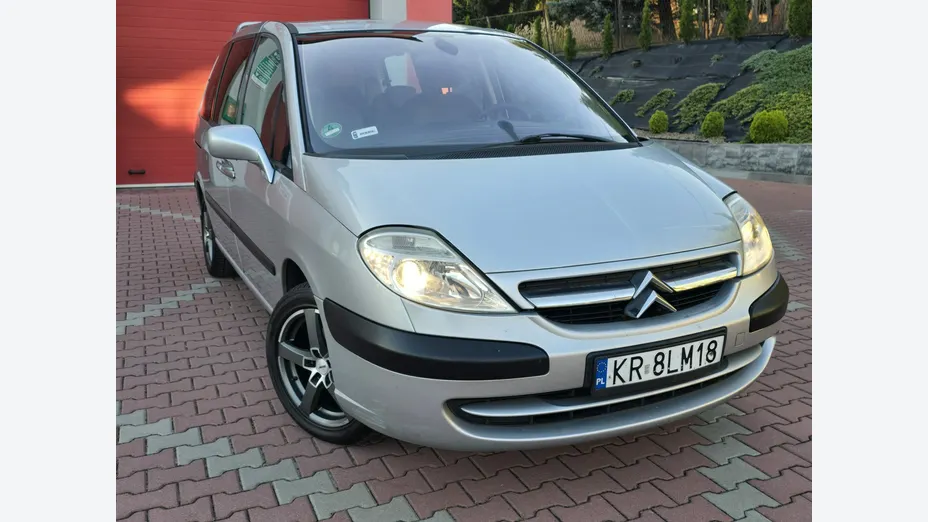 CITROEN C8 -