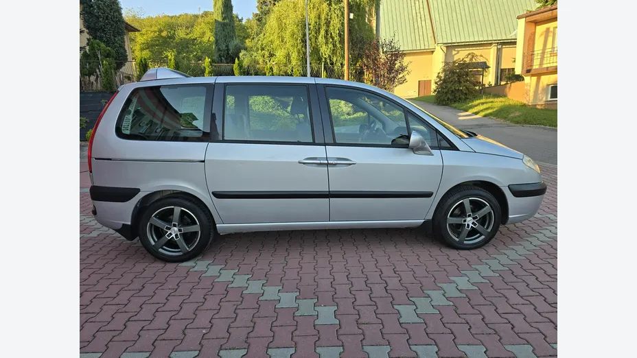 CITROEN C8 -