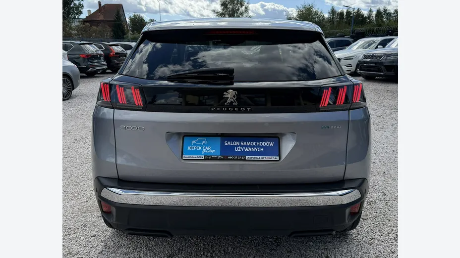 PEUGEOT 3008 -