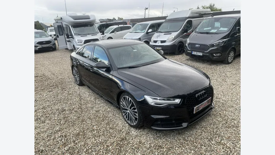 AUDI A6 -