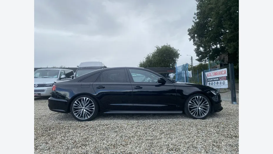 AUDI A6 -