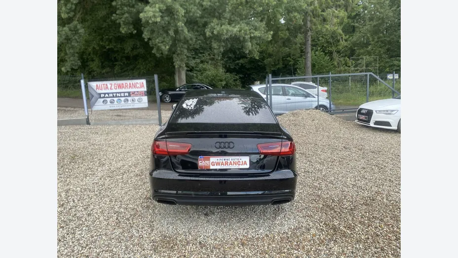 AUDI A6 -