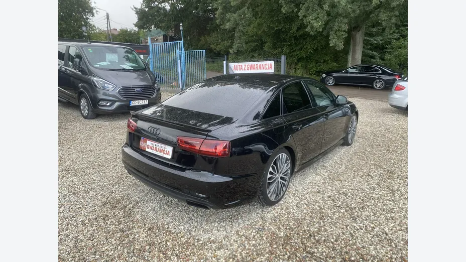 AUDI A6 -
