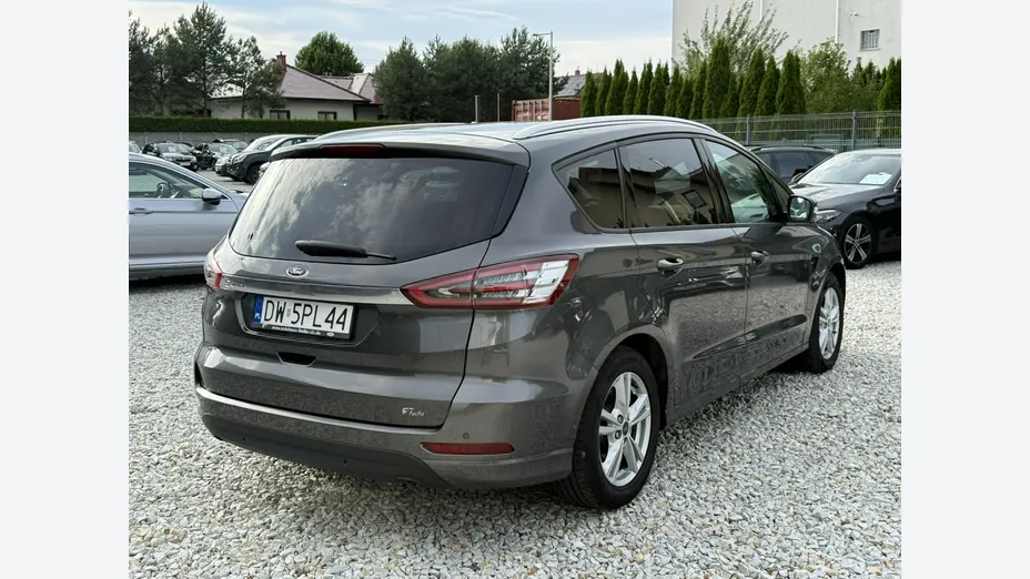 FORD S-MAX -