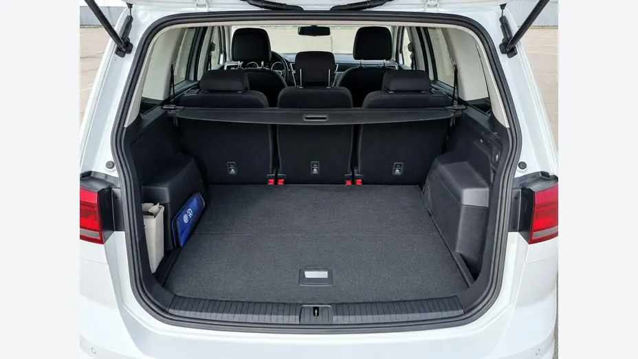 VOLKSWAGEN Touran -