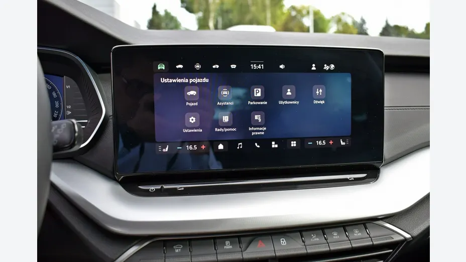 SKODA Octavia -