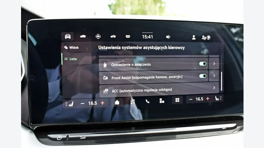 SKODA Octavia -