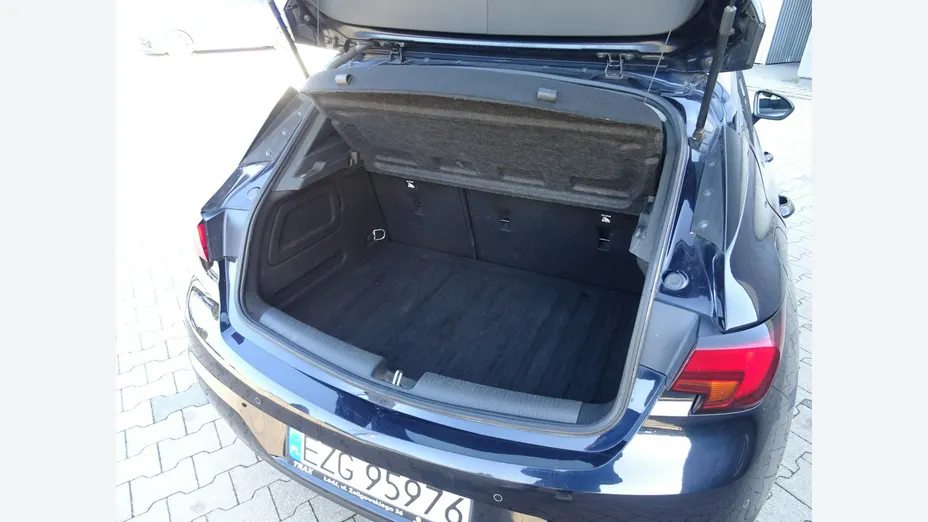 OPEL Astra -
