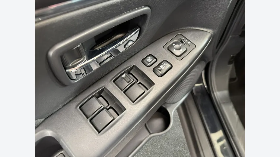 MITSUBISHI ASX -