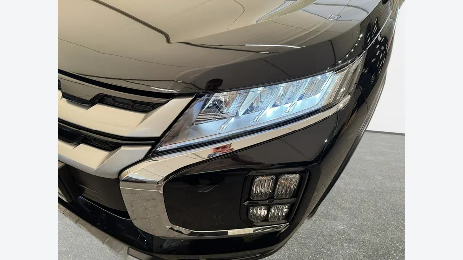 MITSUBISHI ASX -