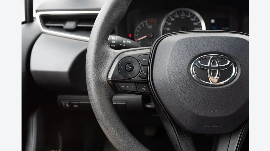 TOYOTA Corolla -