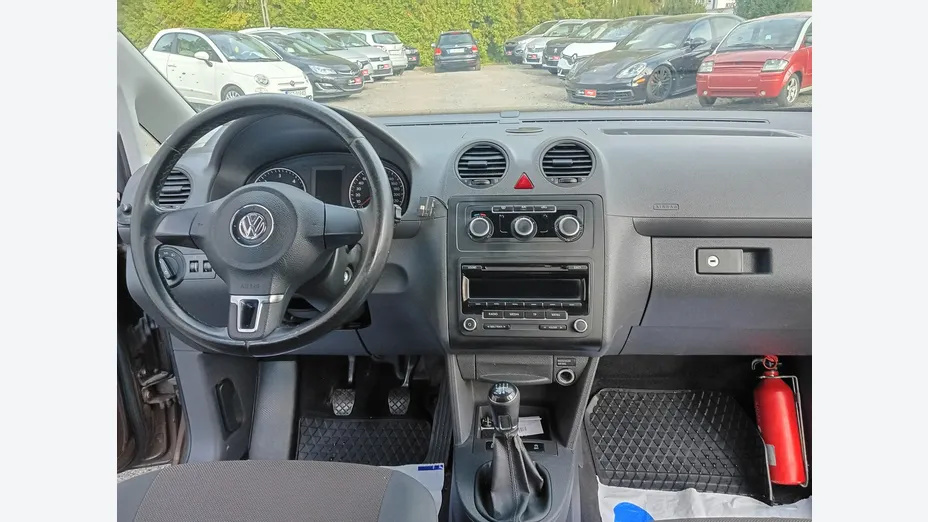 VOLKSWAGEN Caddy -