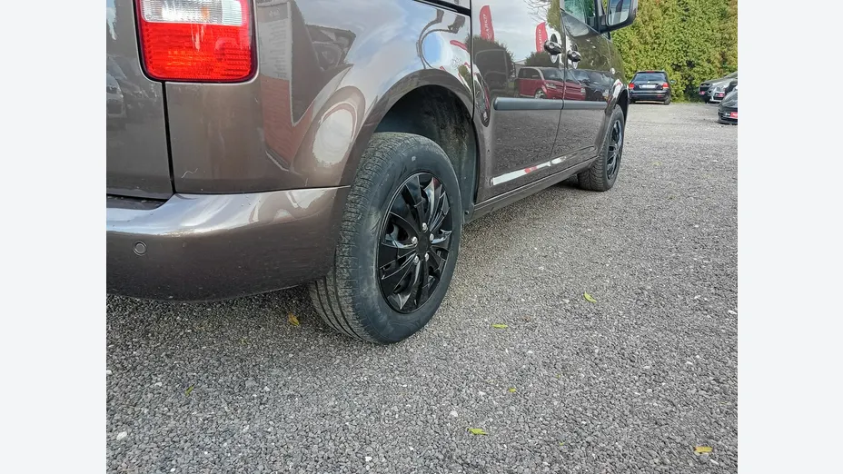 VOLKSWAGEN Caddy -