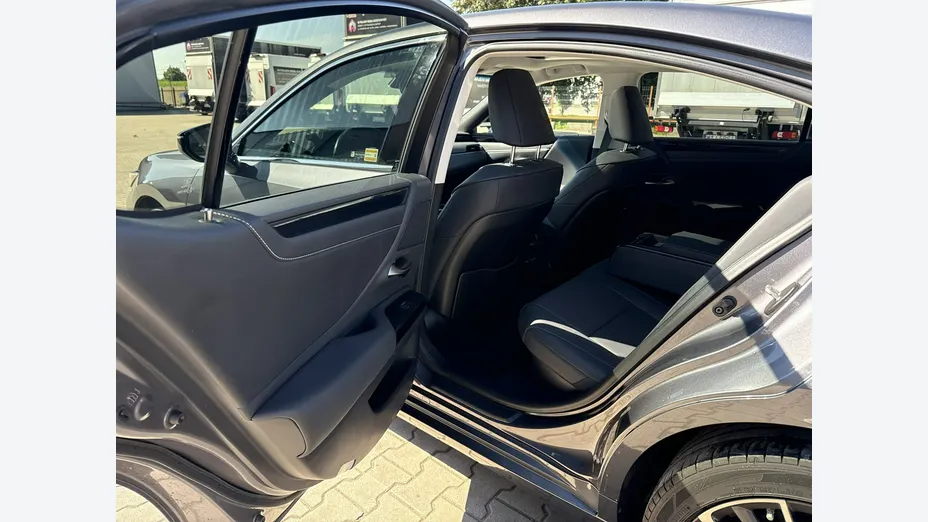 LEXUS ES -