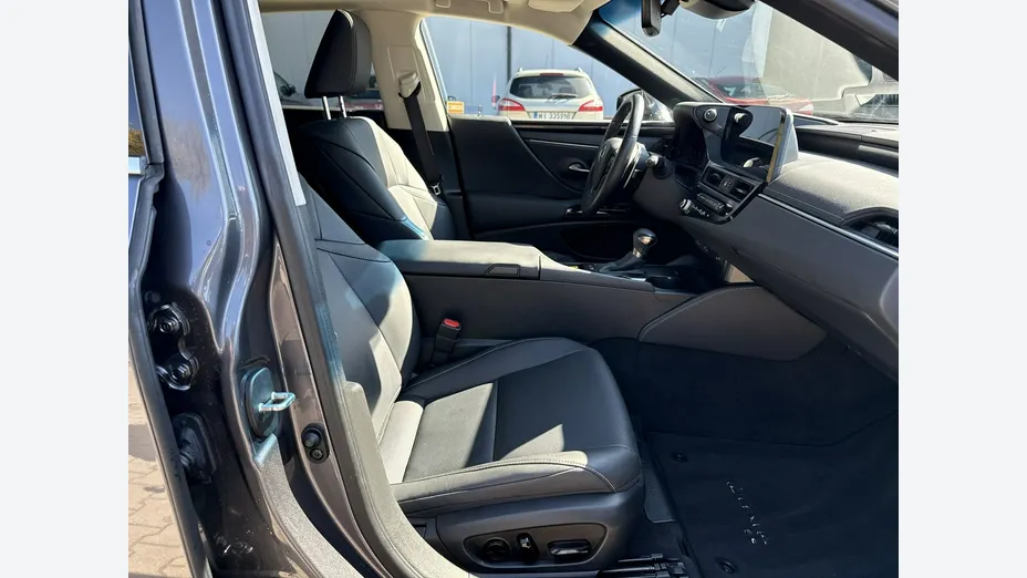LEXUS ES -