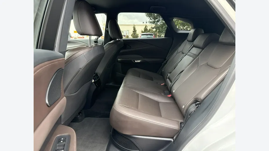 LEXUS RX -