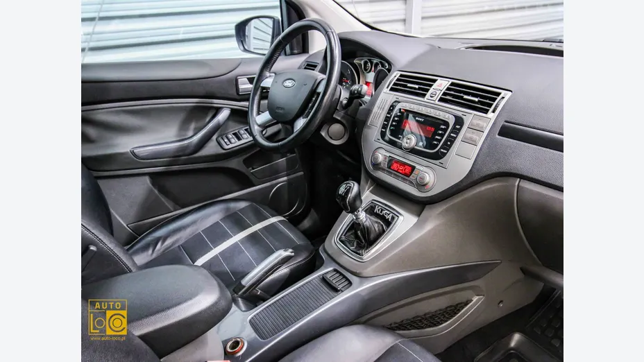 FORD Kuga -