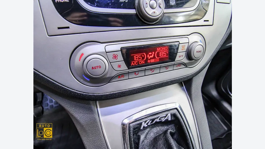 FORD Kuga -