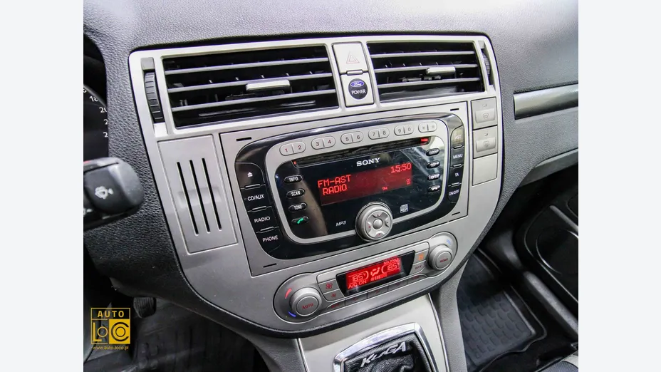 FORD Kuga -