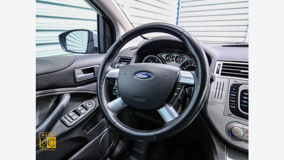 FORD Kuga -