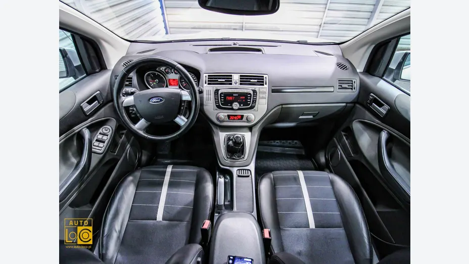 FORD Kuga -