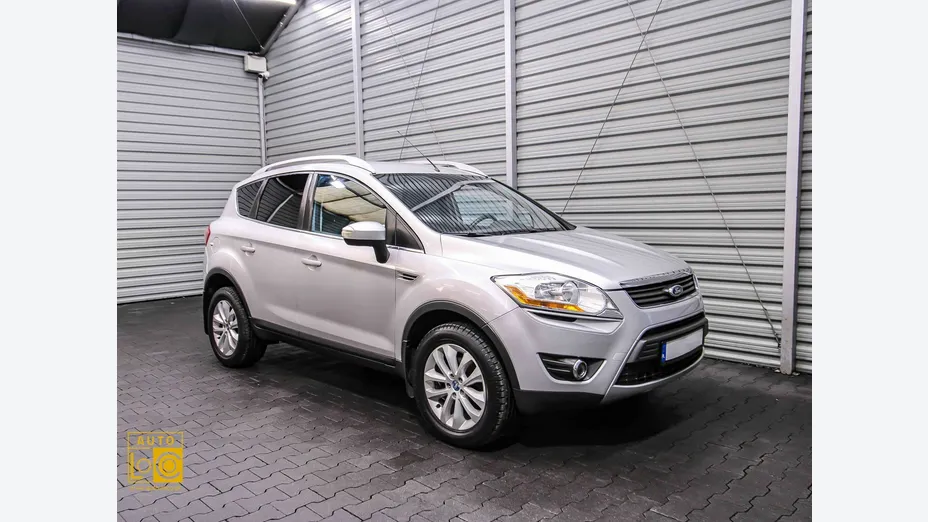 FORD Kuga -