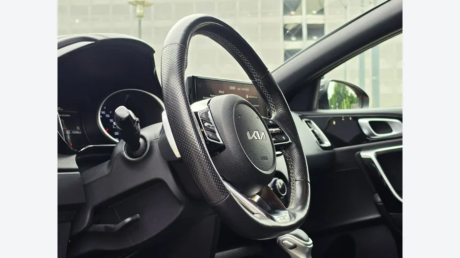 KIA ProCeed -
