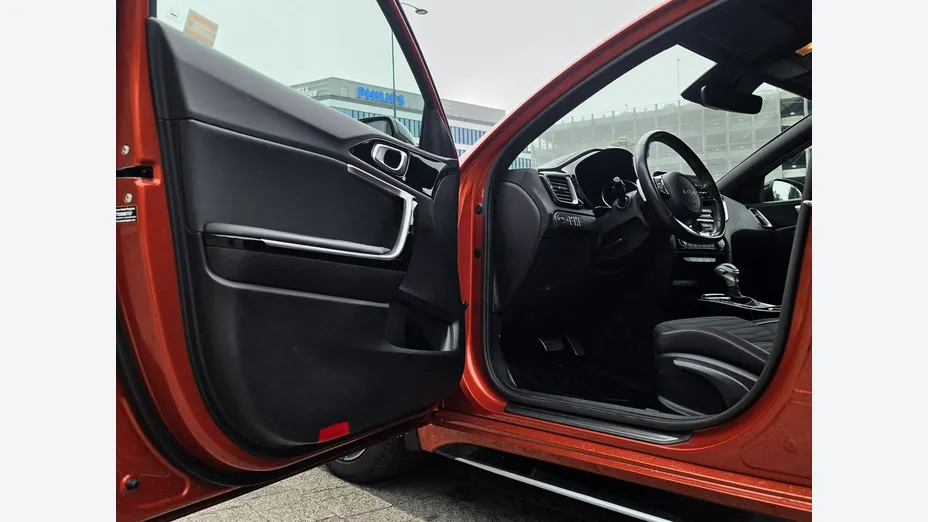 KIA ProCeed -