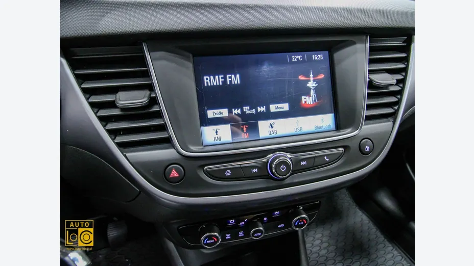 OPEL Crossland X -