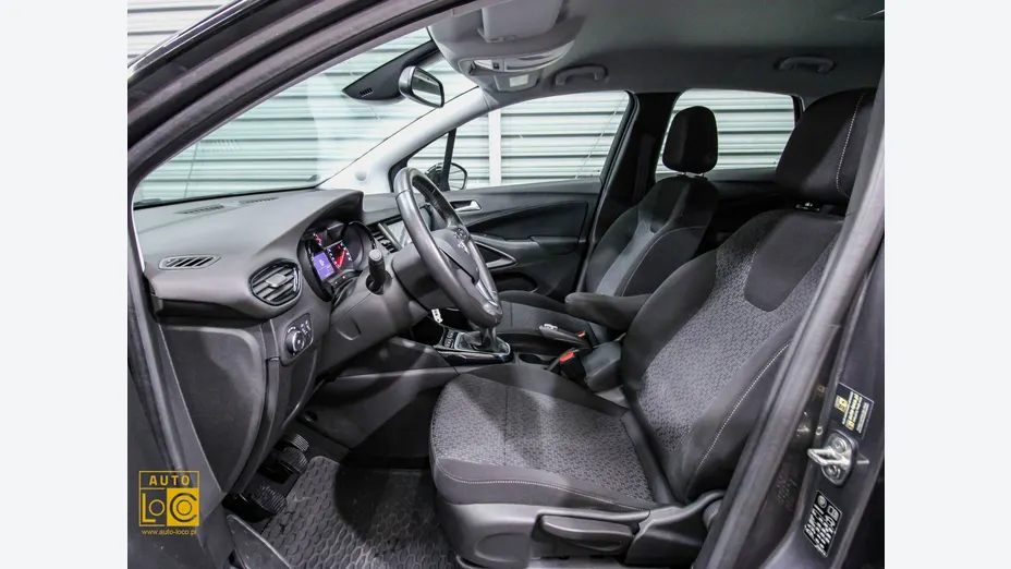 OPEL Crossland X -