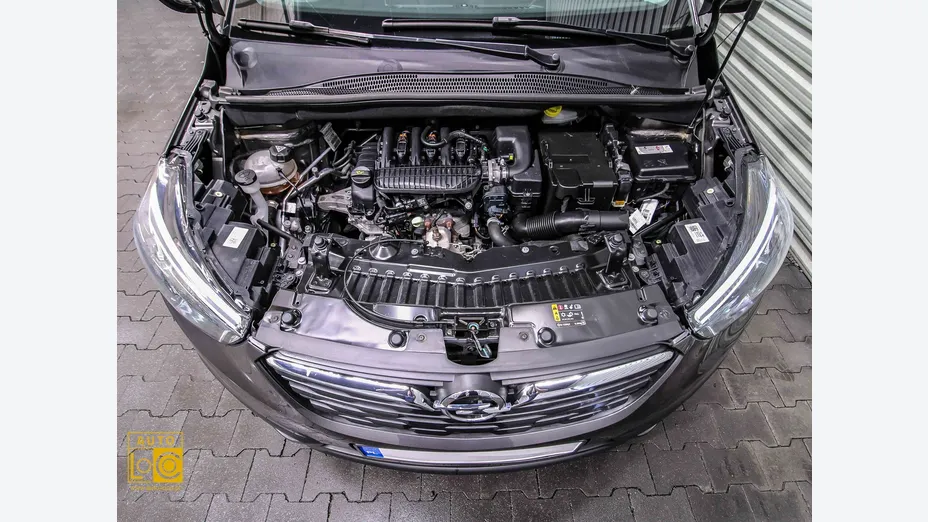 OPEL Crossland X -