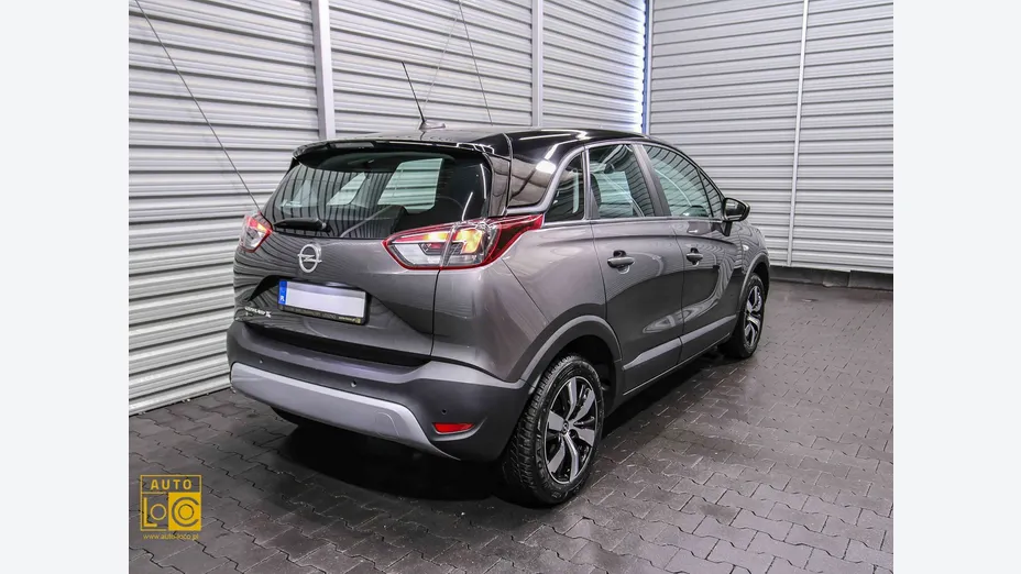 OPEL Crossland X -