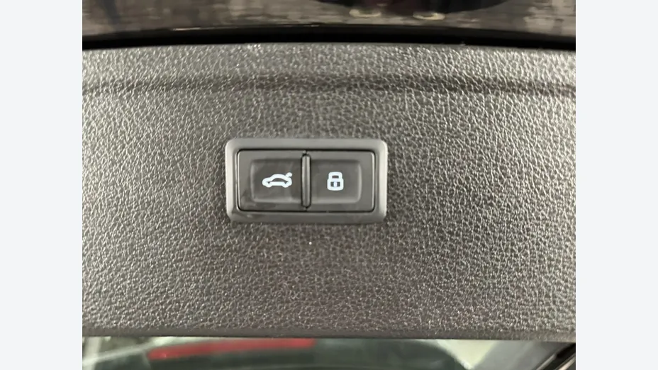 AUDI Q5 -