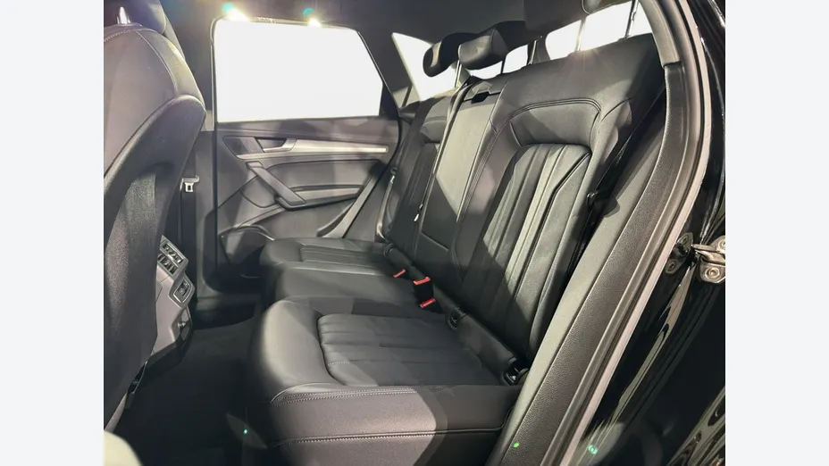AUDI Q5 -