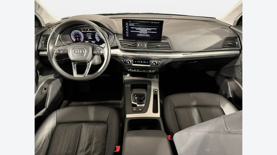 AUDI Q5 -